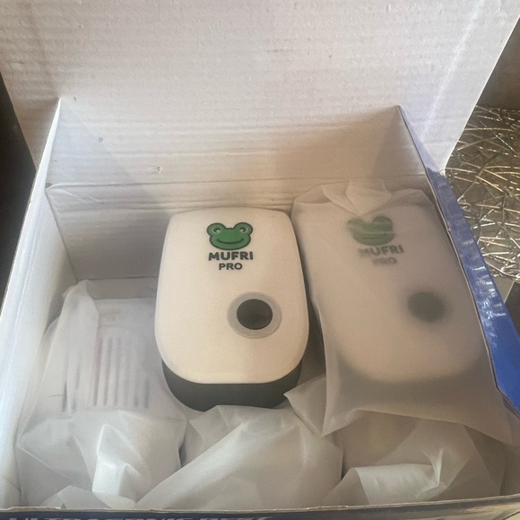 Indoor Plug Ultrasonic Pest Repeller - Picture 6 of 6